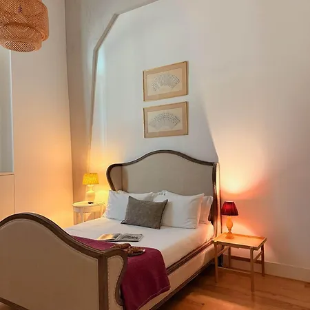 Stylish Near Timeout Market *