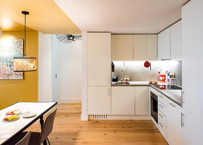 Stylish Near Timeout Market Appartement