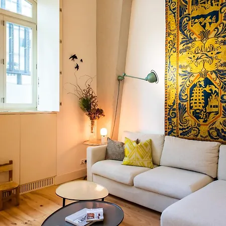 Stylish Near Timeout Market Lisboa